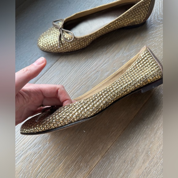 Stuart Weitzman 6.5 Gold Woven Ballet Flats with Bow - Picture 3 of 4
